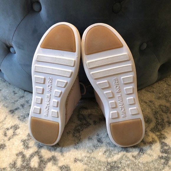 NWT Michael Kors Finch Lace Up Canvas Sneakers - Picture 8 of 10